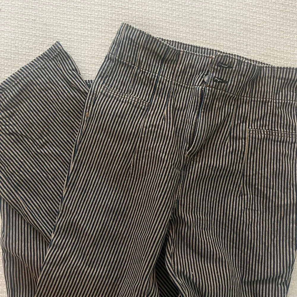We The Free Jayce Flare Jean - Railroad Pinstripe - Picture 2 of 8
